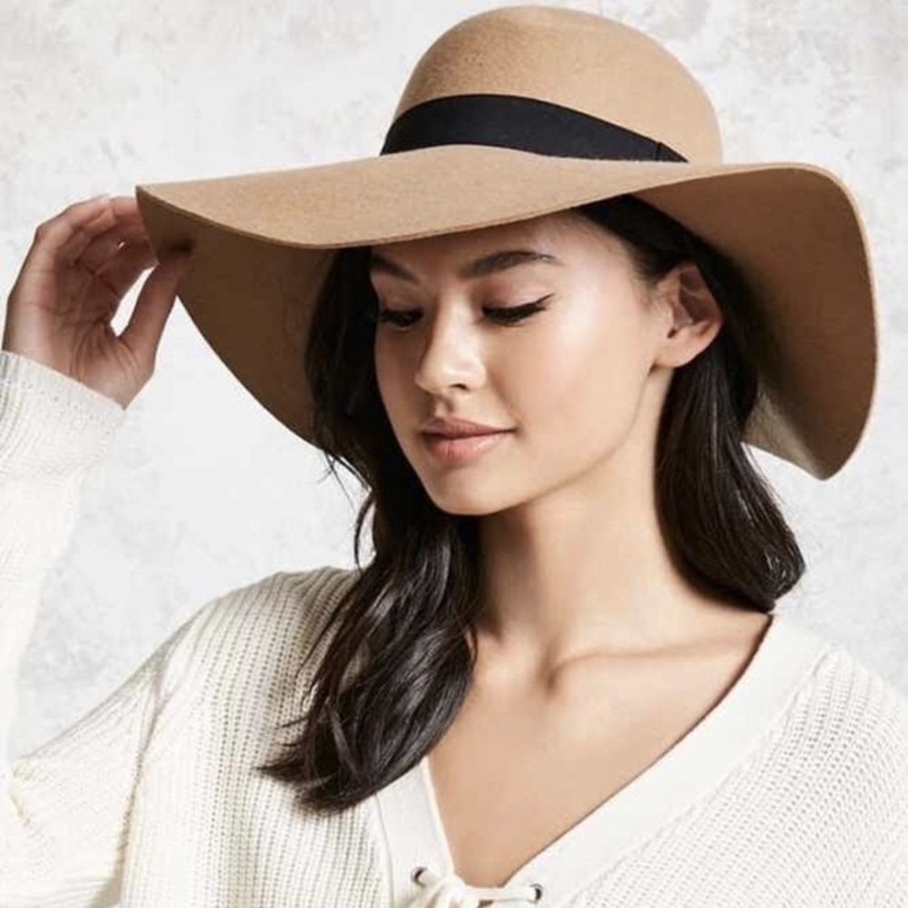 Forever 21 Camel Wool Floppy Hat M/L